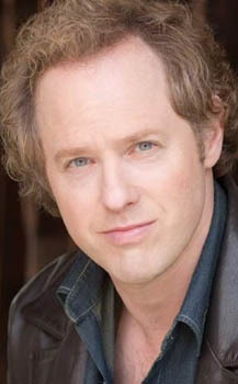 Raphael Sbarge